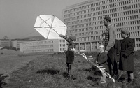 Viliam Přibyl, Pozor deti, šarkan letí, 1955 Viliam Přibyl, Pozor deti, šarkan letí, 1955