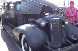 Gangsterský vůz z roku 1936 Gangsterský vůz z roku 1936